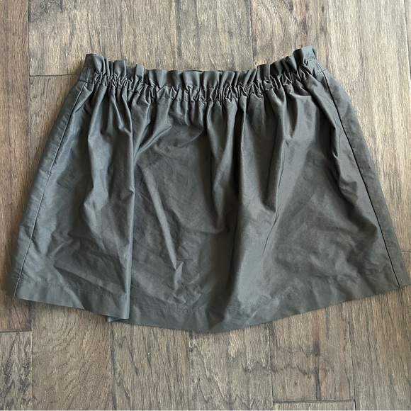Zara Dresses & Skirts - Charcoal Gray Elastic Waist Mini Skirt XS Zara Mini Skirt